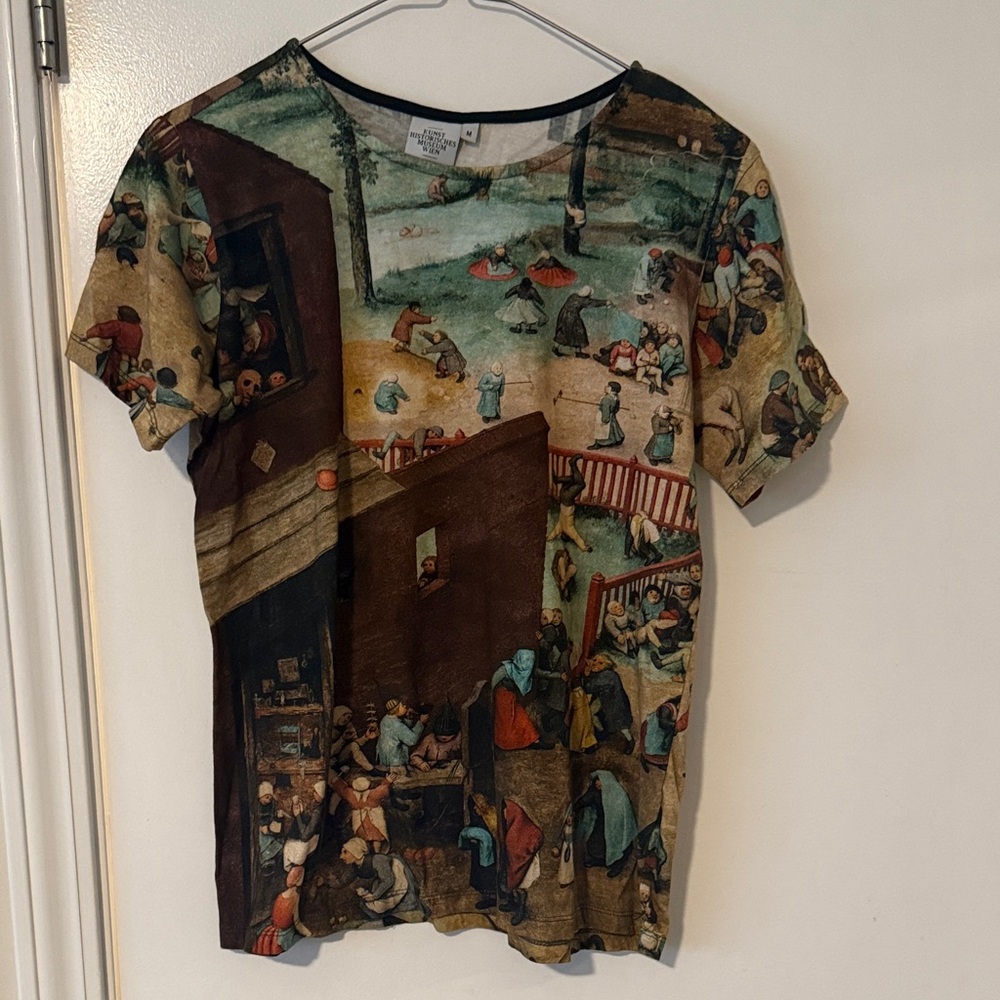 Artistic Graphic Short Sleeve Top